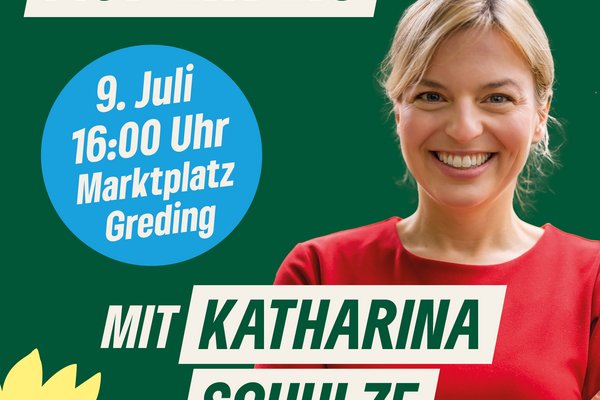 Einladungsbild zu einer Veranstaltung der GRÜNEN Roth am 9. Juli um 16:00 Uhr auf dem Marktplatz in Greding mit Katharina Schulze, der Fraktionsvorsitzenden der GRÜNEN im Landtag, die in einem roten Oberteil lächelnd abgebildet ist. Text auf dem Bild: 'Auf ein Eis mit Katharina Schulze'.